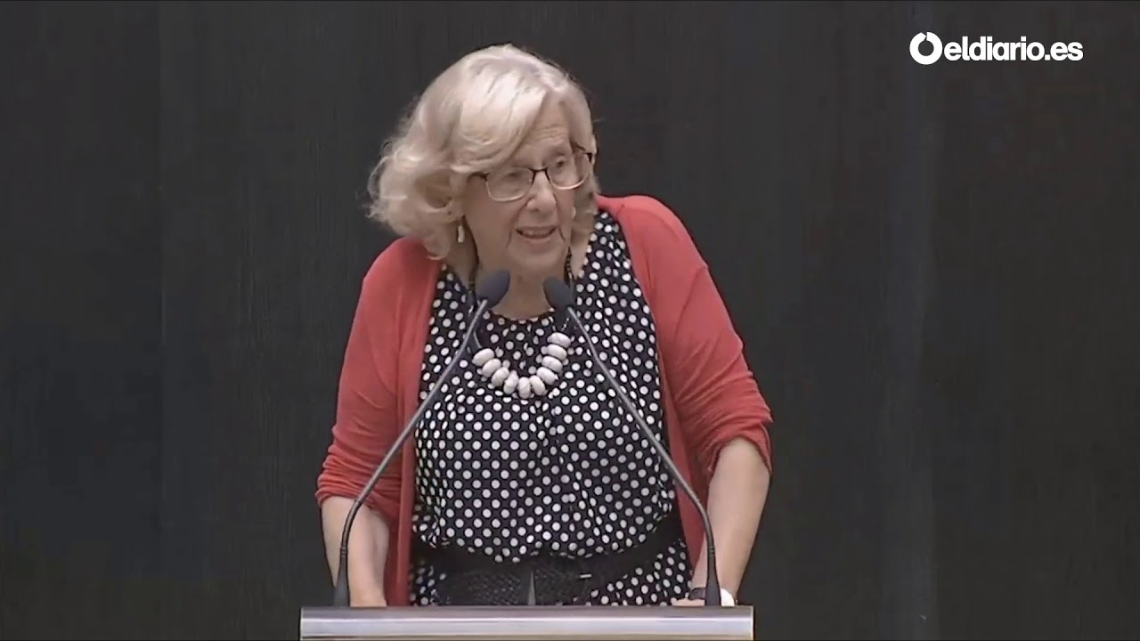 Carmena en la investidura de Martínez-Almeida: 