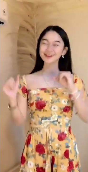 devinisi senyum sepanjang hari😆#tiktok#salzabill#shorts