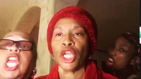 Brandy, Roz Ryan, & Jenifer Lewis Perform "In Thes...