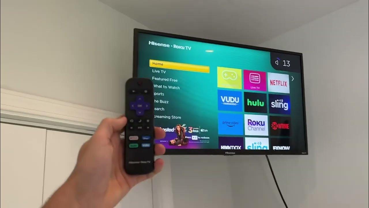  32 HD Hisense Roku TV : Electronics