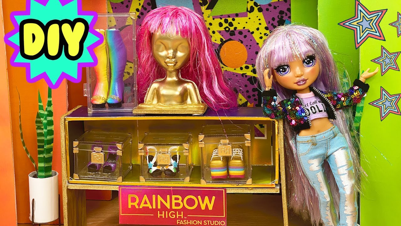 Rainbow High Fashion Studio with Avery Styles Fashion Doll Playset Includes  Designer Outfits & 2 Sparkly