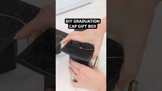 Make grad cap gift boxes in minutes! #graduationgift #cricut