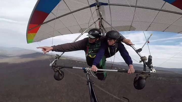 Jennifer Trammell's Hang Gliding Tandem Lookout Mo...