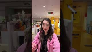 A Milano ha aperto il pop up del Diavolo veste Prada 2!👠👗 I CO NI CO.