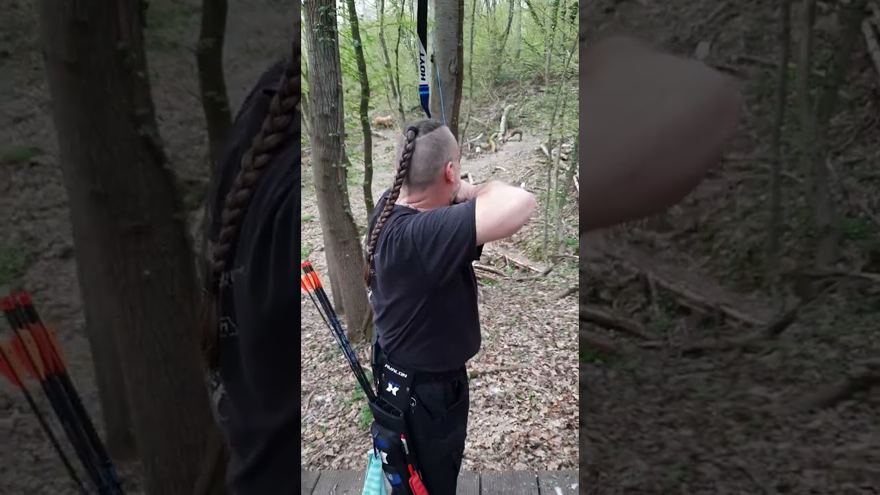 Mit dem Bogen auf Tiger Jagd. 😅 