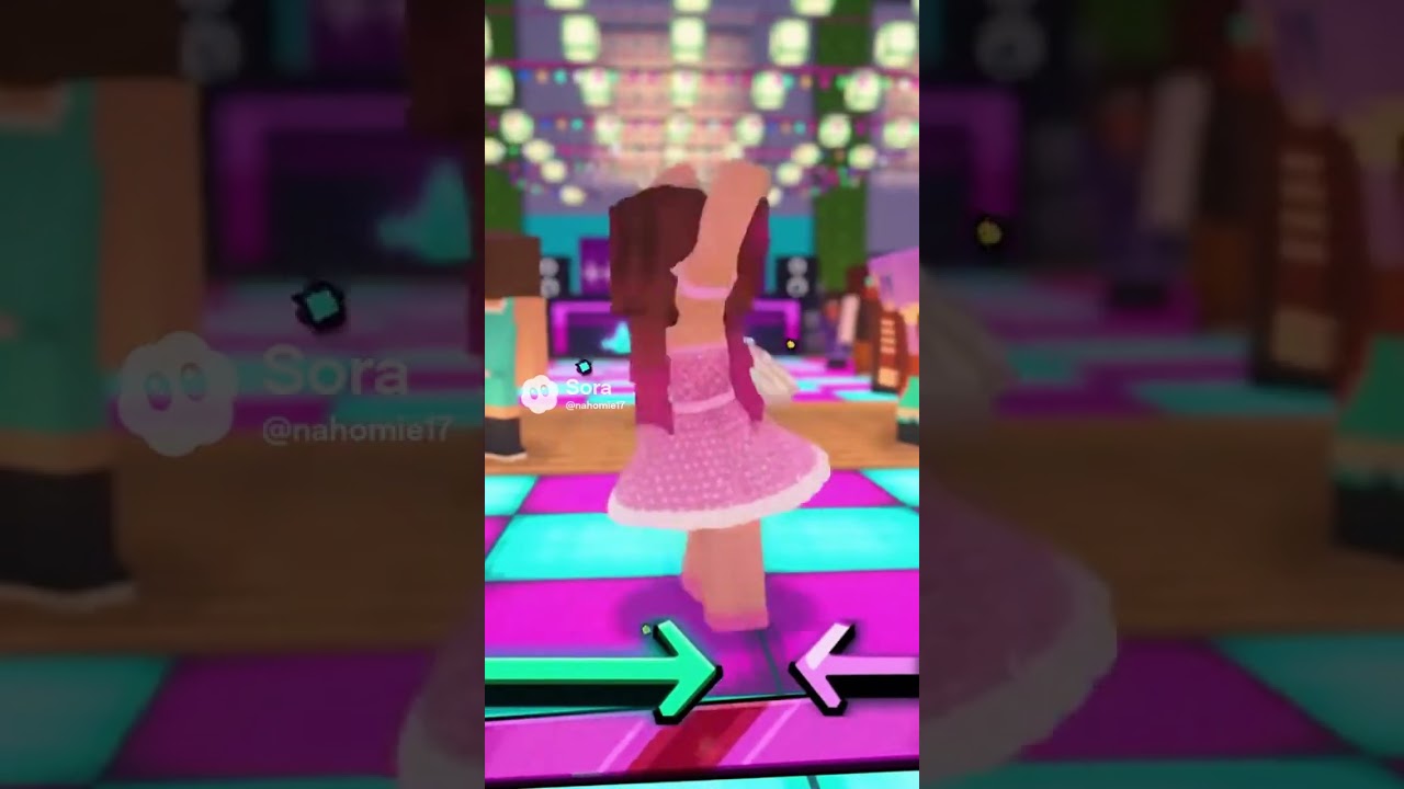 Minecraft girl going high school.   