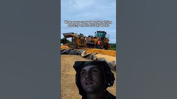 🚜 Coolest thing I’ve ever done on a loader #bluecollarfitness #heavyequipment  #loaderattachments