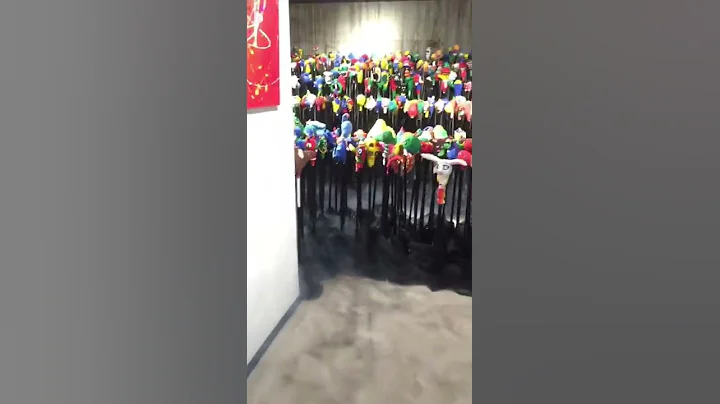 孩子們做的裝置作品，在上海靜安雕塑公園裡展出 - 天天要聞