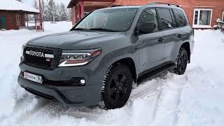 Новогоднее преображение Toyota Land Cruiser 200