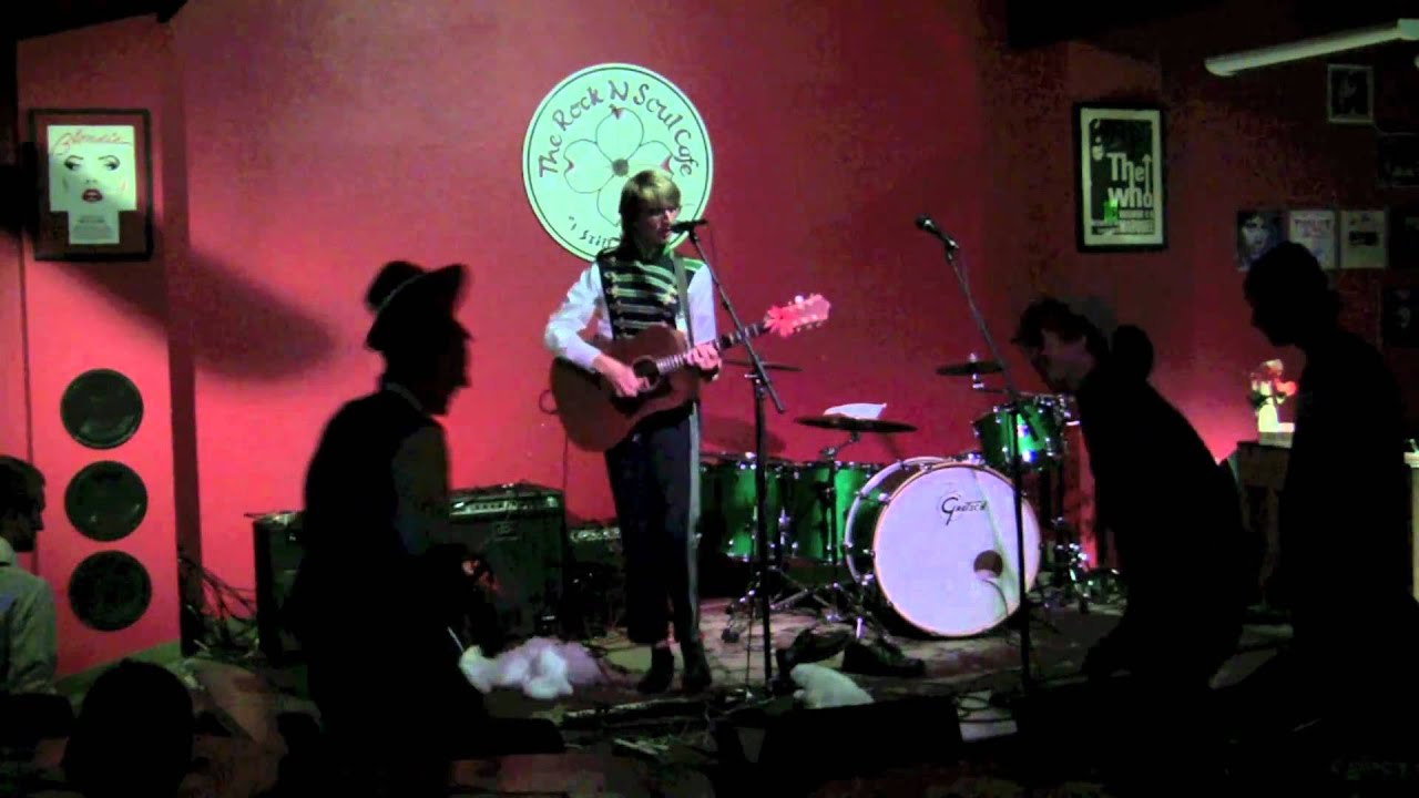 Thrifty Astronaut 10-30-10 Show (Part 2)