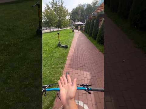 КАК ПРАВИЛЬНО ПАРКОВАТЬ ЭЛЕКТРОСАМОКАТ #shorts