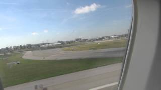 Powerful takeoff!! Boeing 747-400 powering out of Paris CDG