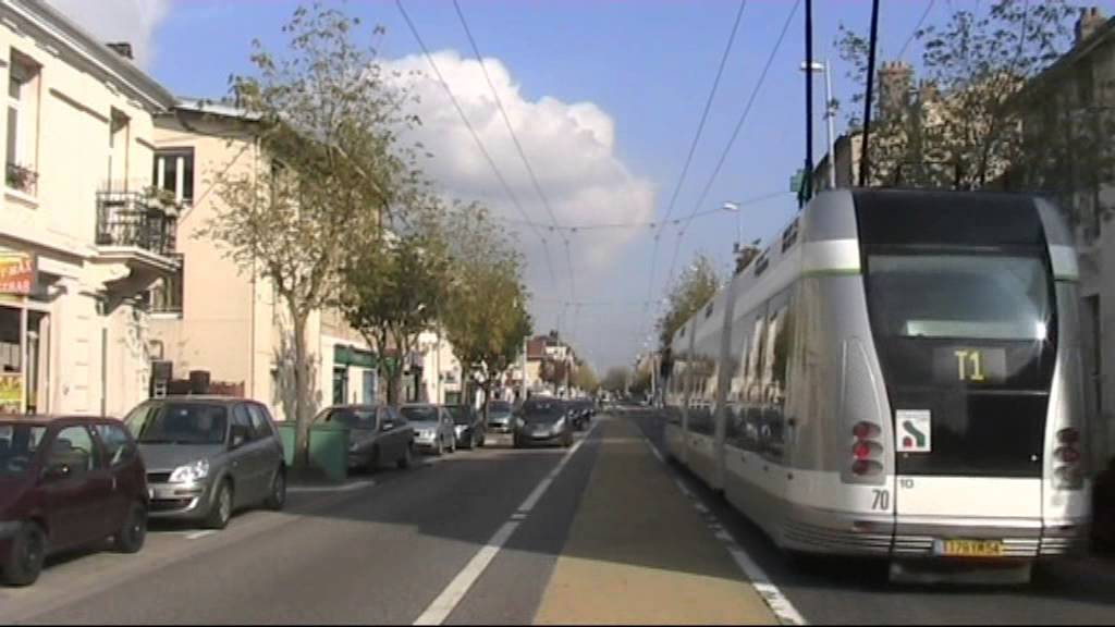 Nancy (France) Guided Light Transit/Tram sur pneu. Трамвай на шинах Нанси (Франция).17.10.2011