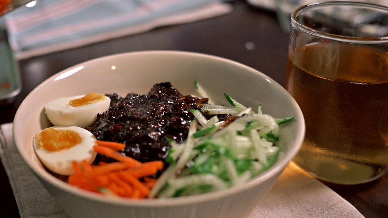 Готовим один раз на три дня! Настоящий корейский Чачжанмён: экономно, сытно и очень вкусно!