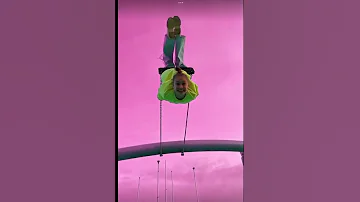واو اوميقاد 