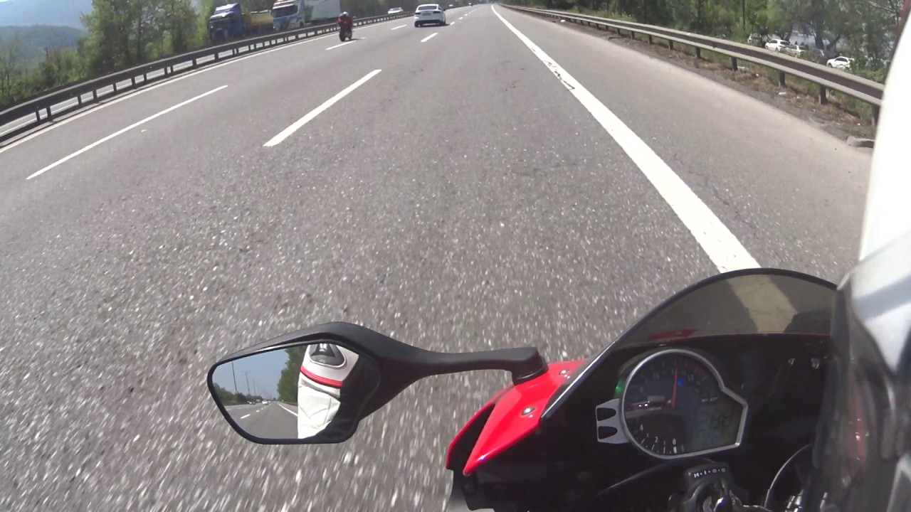 CBR 600 RR VS CBR 1000 RR YouTube CBR 600 RR VS CBR 1000 RR YouTube