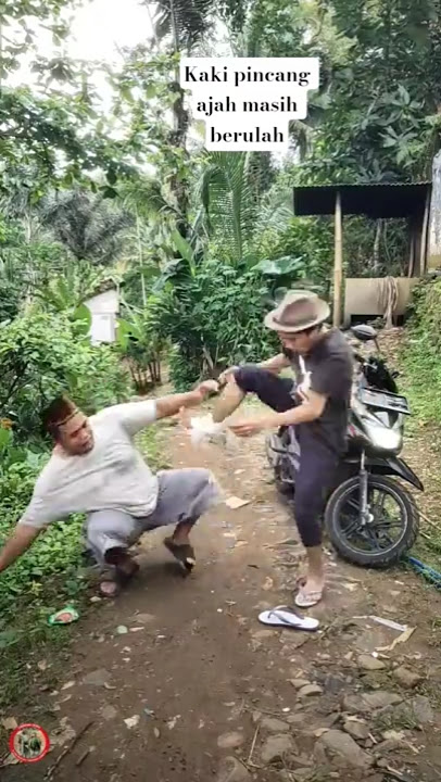 DASAR TEMAN GAK ADA AKHLAK KAKI PINCANG PUN MASIH BERULAH #comedy #funny #shortsvideo