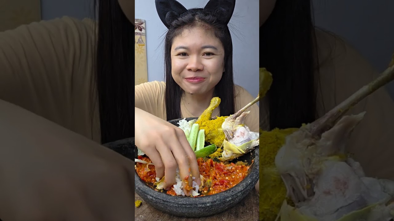 Mukbang Ayam Serundeng, Sawi rebus, Timun, Nasi dan Sambal #mukbang 