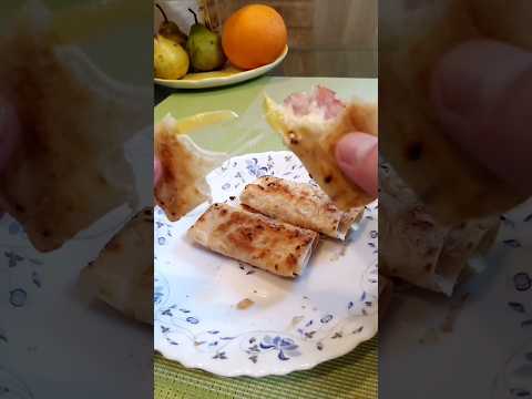 Простейшие рулетики на завтрак. #shorts #рулетики #лаваш