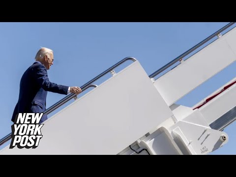 Biden nearly stumbles while boarding Air Force One | New York Post