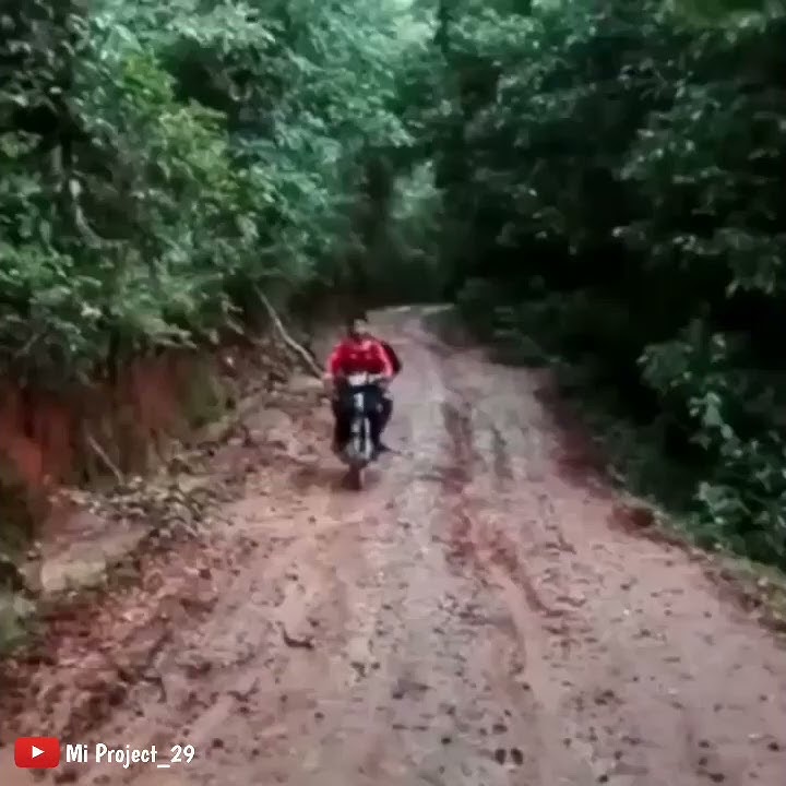 VIRAL ‼️MOTOR KLX DAN CRF DI LAKAHKAN OLEH MOTOR ASTREA GRAND sambil bocengan🤣