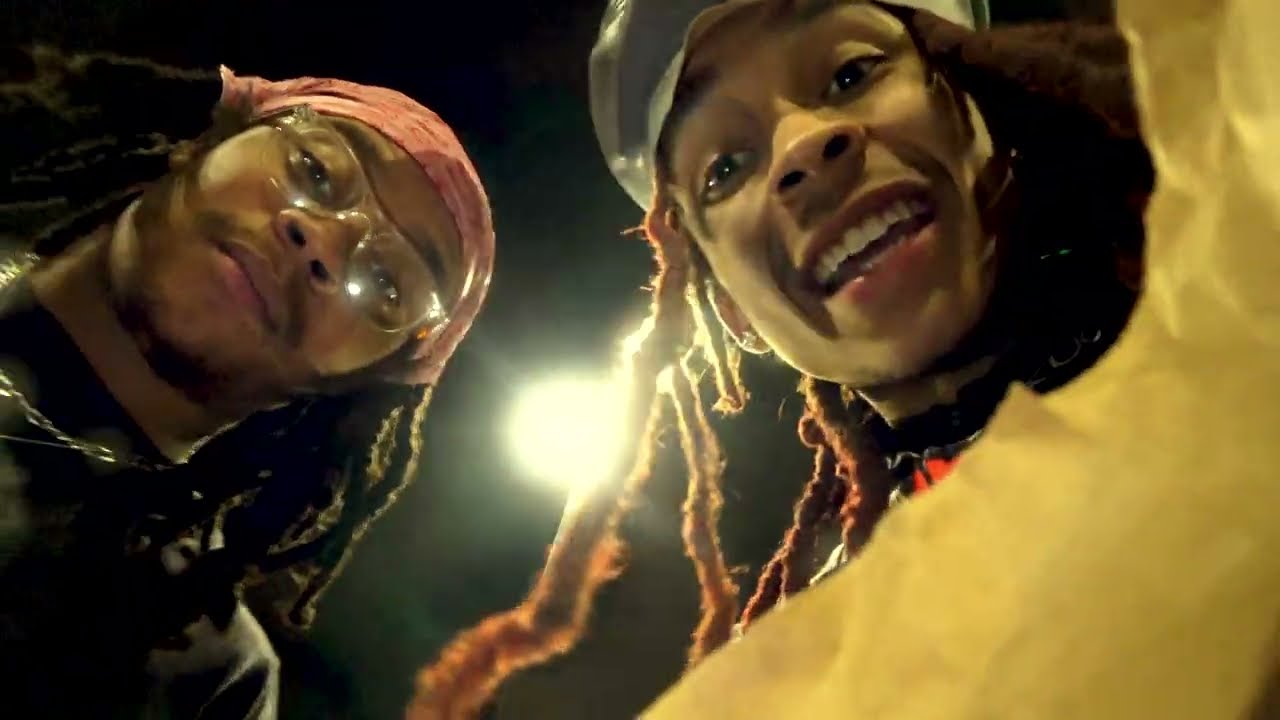 Watch DavidTheTragic & Jelani Imani - whoev3r (official video) on YouTube