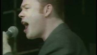 UB40 & Chrissie Hynde - Breakfast In Bed