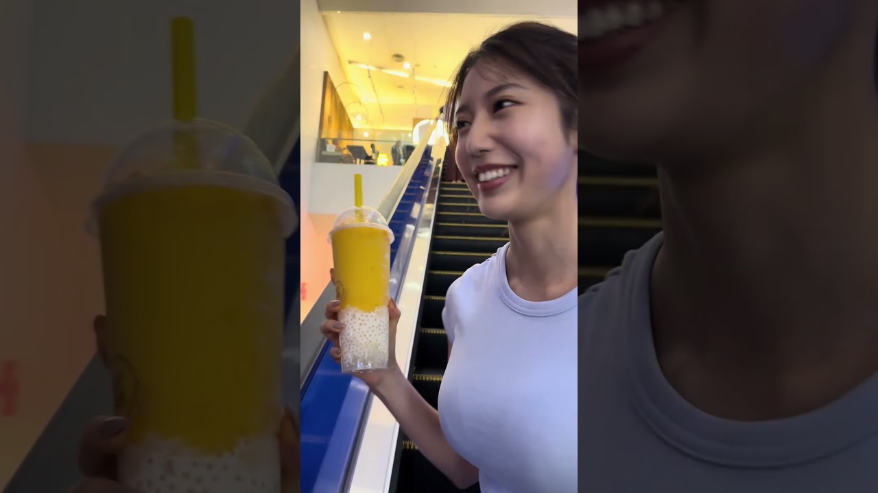 💕 Natsuki Abe’s Red Carpet Confidence 👗 