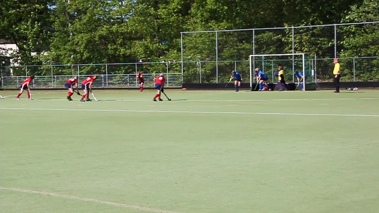 LX Ladies O60s defending another short corner