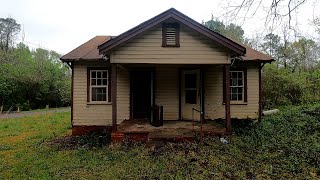 BEFORE IT'S BURNED DOWN | EXPLORING ABANDONED 90 YEAR OLD HOUSE
