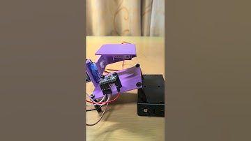 Two-axis gimbal using gyro sensor #arduinoproject #electronics #mpu6050 #servomotors #diy #gyro