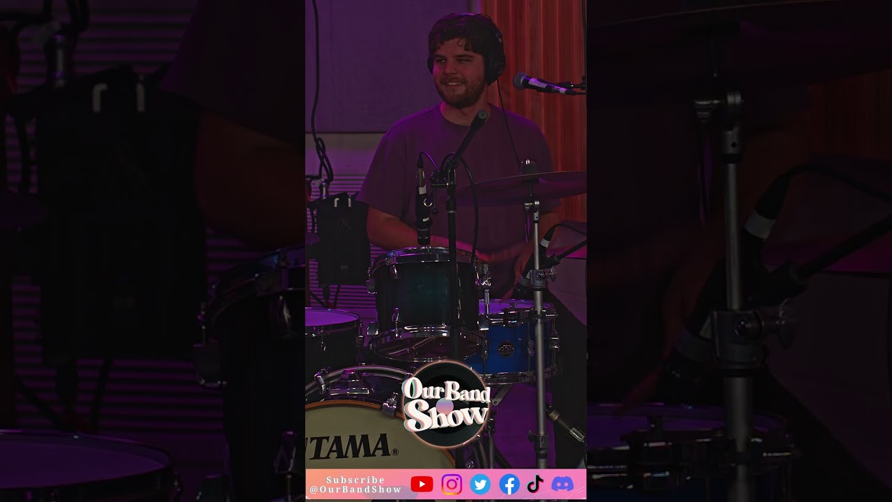 Jam band HIGHLY focused during GREAT funk session!