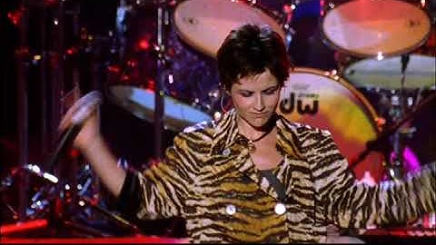 The Cranberries - Beneath The Skin: Live In Paris 2000 (full show)