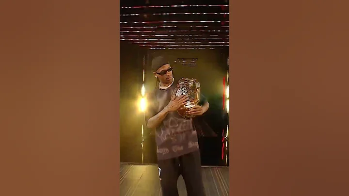 WHAT’S TRAVIS SCOTT DOING HERE?! 😱 #WrestleMania