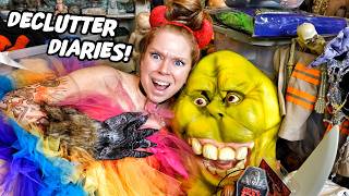 Cleaning Out My EXTREME Halloween Storage Unit!- (Vlogoween Day 3)