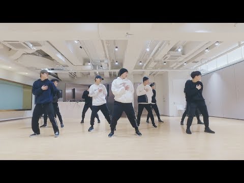 EXO-CBX (첸백시) '花요일 (Blooming Day)' Dance Practice