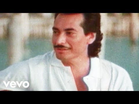 Watch the video for Tan bonita