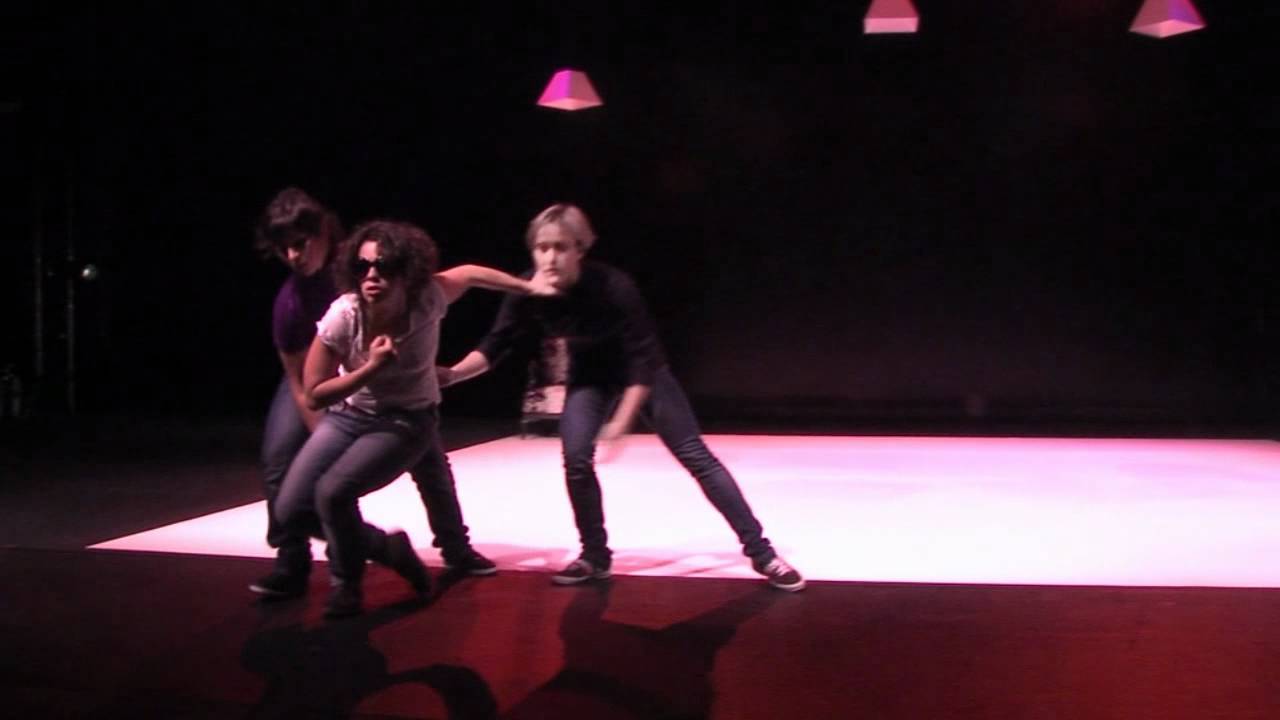 Pisando Ovos en la Sala La Fundición