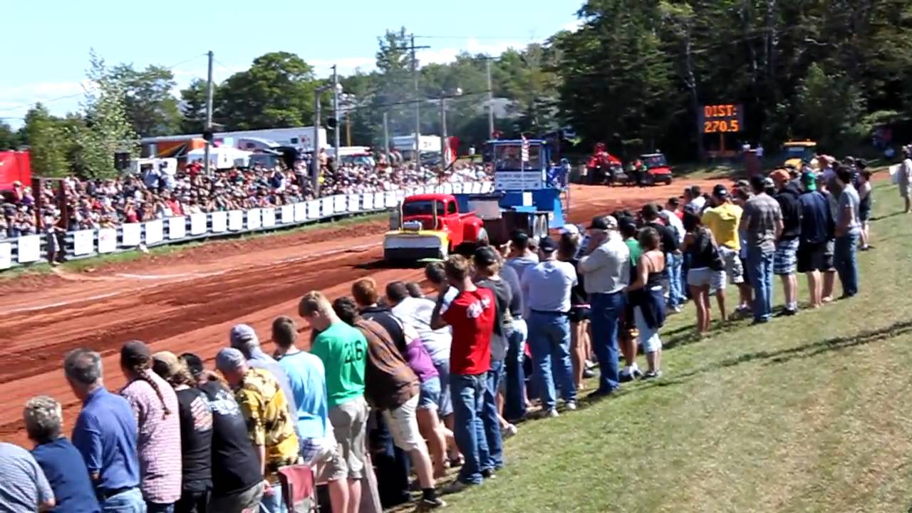 PEI Truck & Tractor Pull Championships