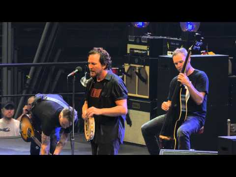 Pearl Jam - Indifference - Detroit (October 16, 2014) (4K)