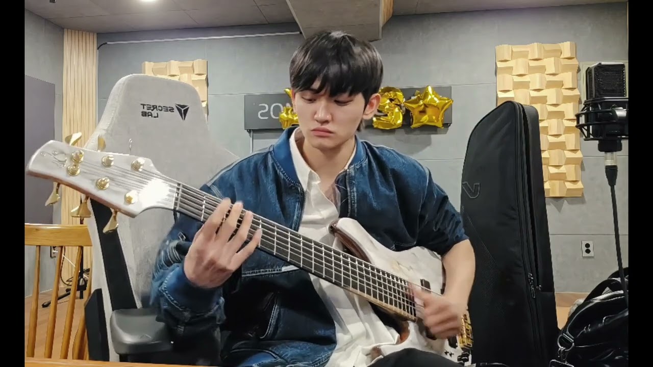 Kocchi no Kento - Hai Yorokoende (Bass cover. Lucy 조원상)