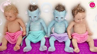 Baño a mis CUATRILLIZAS REBORN de silicona  Jugando con las muñecas Anuk, Luna y Coco Blue