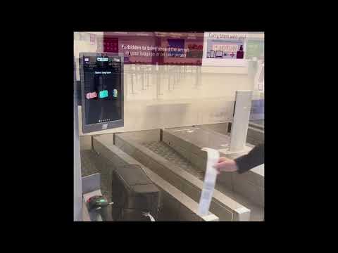 Video: Hvordan bruke flyplassens selvbetjente innsjekkingskiosker