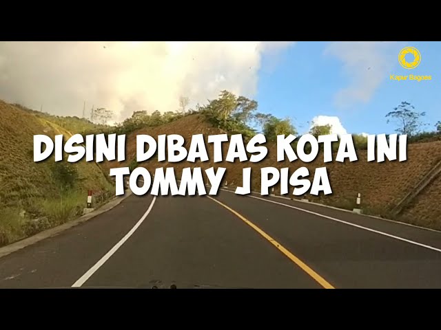 Disini Dibatas Kota Ini - Tommy J Pisa cover Shortcut Bedugul, Bali class=