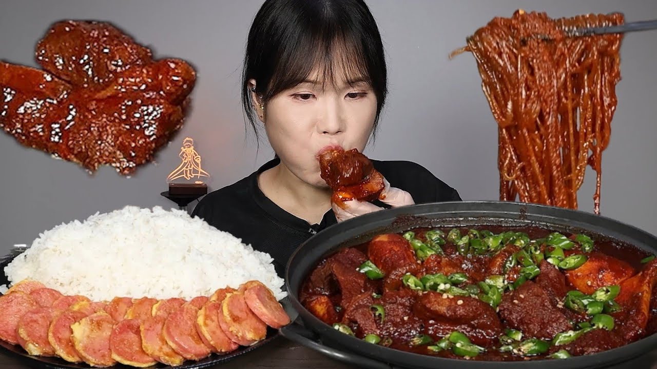 매운먹방♡ 매운돼지갈비찜, 분홍소세지, 당면, 총각김치, 매운, 김치, 먹방. mukbang, spicy, kimchi, noodles, ASMR. 