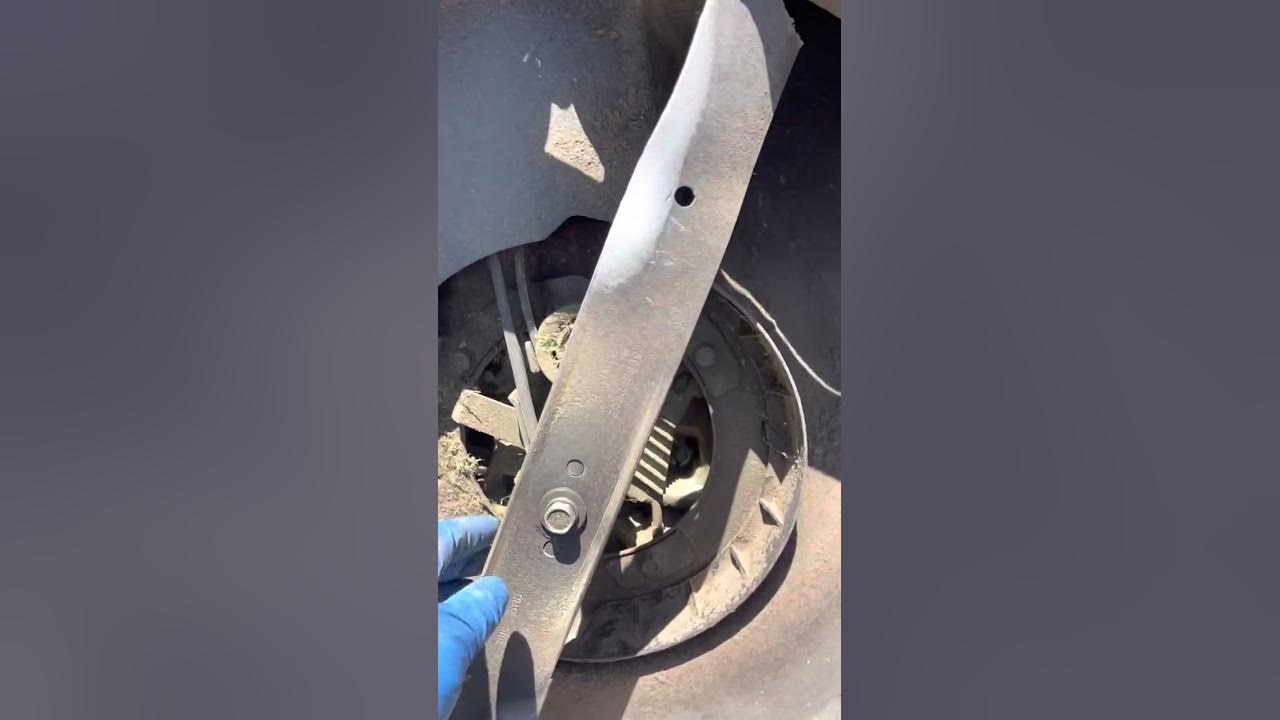 Husqvarna LC 221RH RWD lawn mower self propelled rear wheel drive not