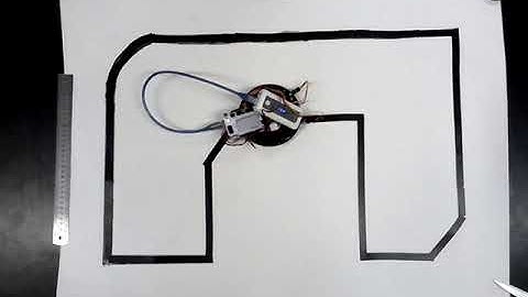 Платформа с Arduino едет по черной линии