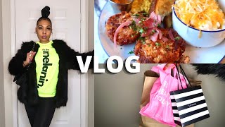 VLOG: BREAKFAST IN ATL, MAKEUP SHOPPING, HANGING WITH FRIENDS, LAST DAY OF THE YEAR ETC
