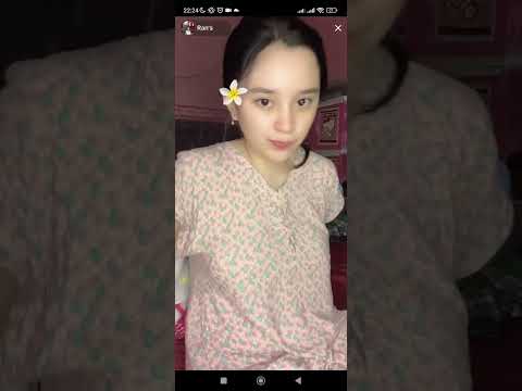 ga pake bh cntik live