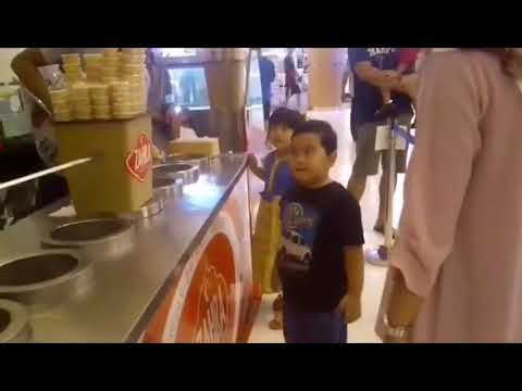 turkish-ice-cream-prank-in-indonesia